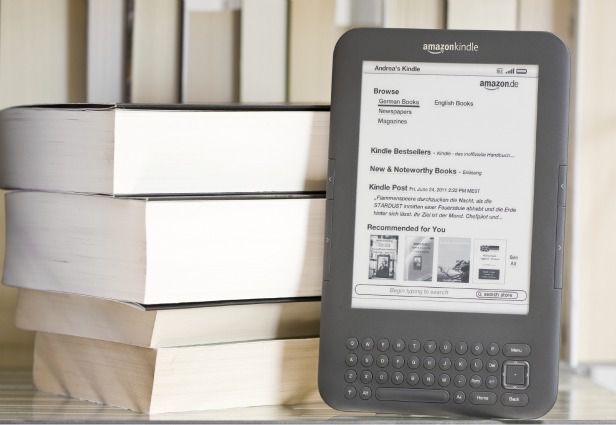 Em 2011, o número de livros vendidos para o Kindle ultrapassou o número de livros físicos vendidos na Amazon