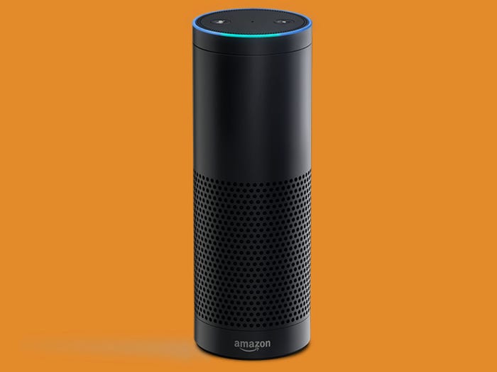 Em 2014 a Amazon introduziu o Amazon Echo, seu smart speaker com a inteligência artificial Alexa. 