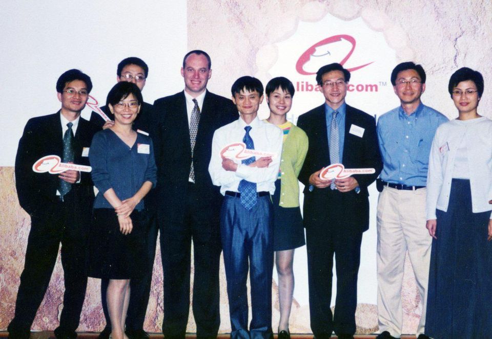Jack Ma no lançamento do Alibaba, em 1999